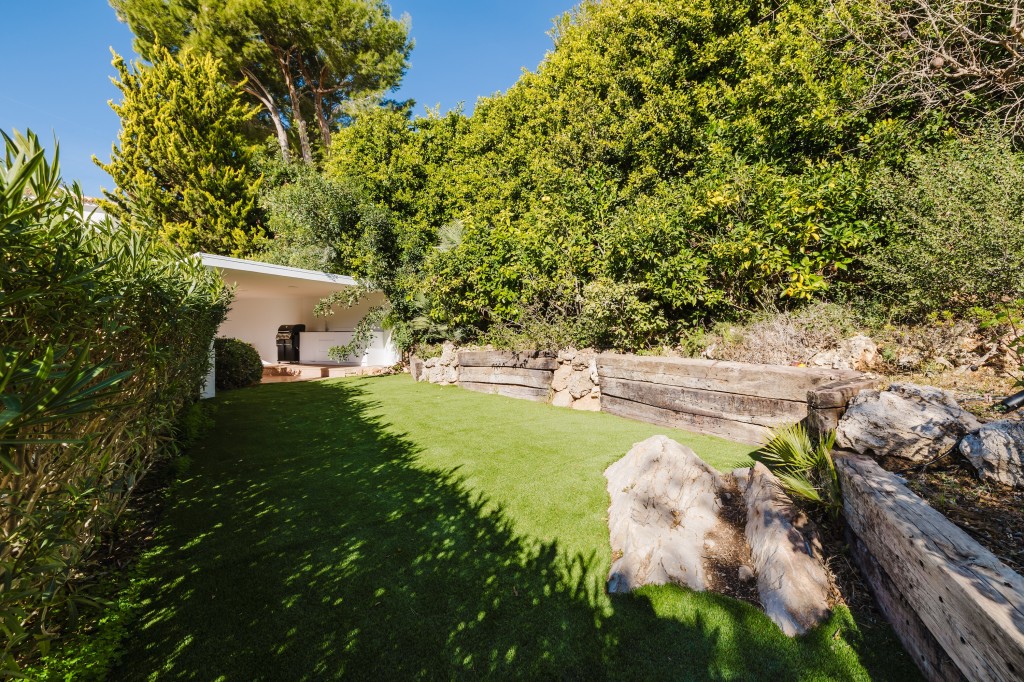 xlarge_CBNAAP1192_56942_V0_22F9