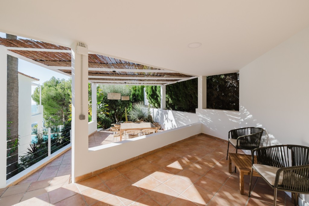 xlarge_CBNAAP1192_56943_V0_0796