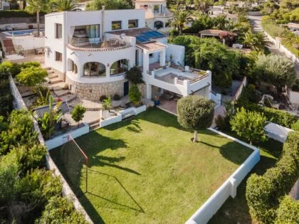 Villa en estilo ibicenco de lujo con vistas al Mediterráneo en Balcón del Mar