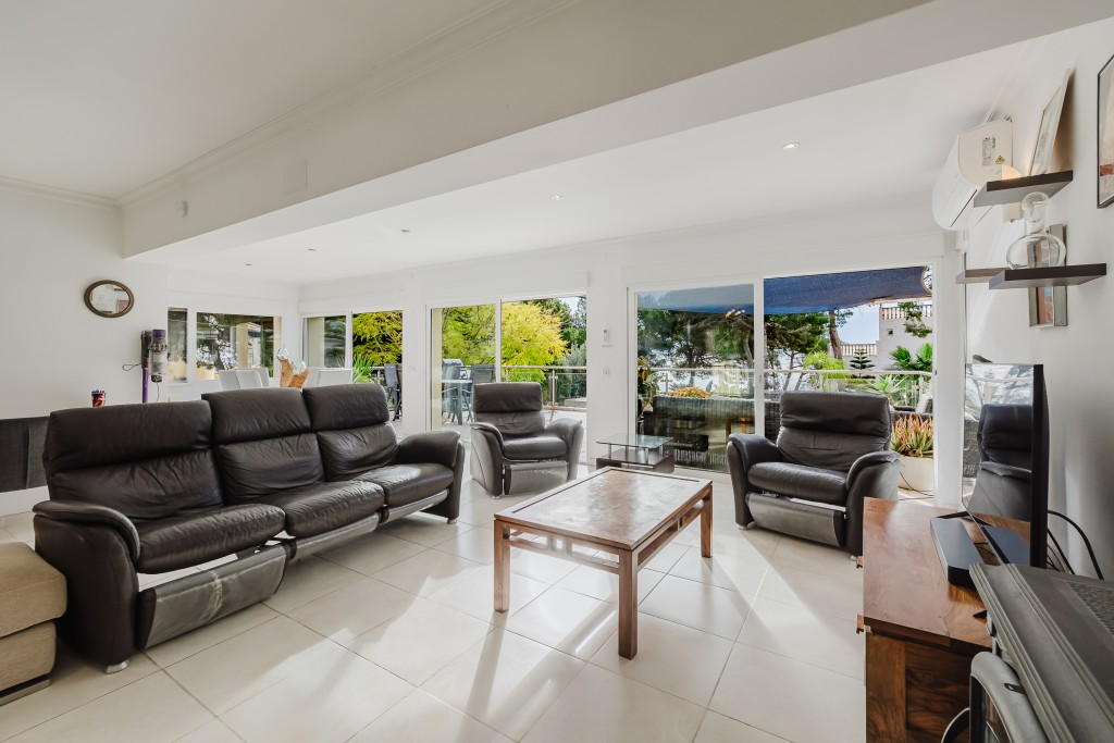 xlarge_CBNAAP2107_59422_V0_C872