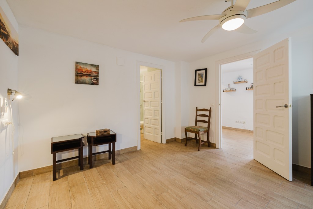 xlarge_CBNAAP2107_59452_V0_F523