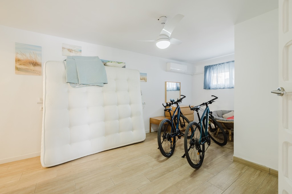 xlarge_CBNAAP2107_59458_V0_9117