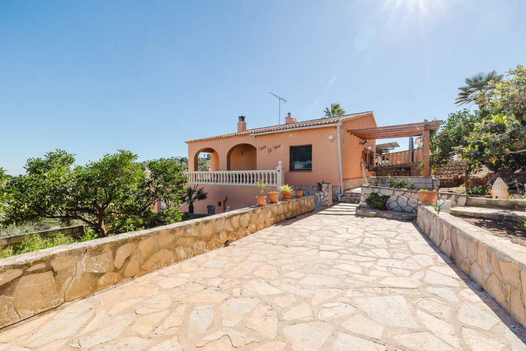 xlarge_CBNAAP2145_59758_V0_C5E2