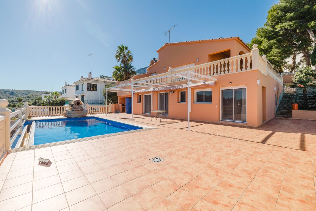 xlarge_CBNAAP2145_59767_V0_4B0F