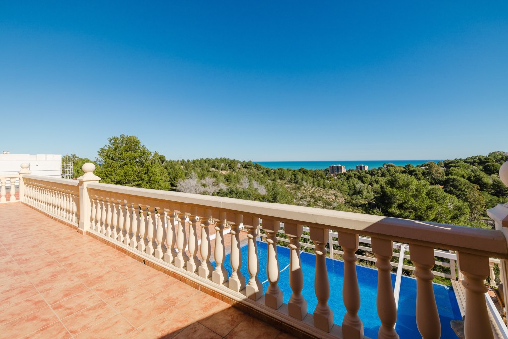 xlarge_CBNAAP2145_59777_V0_8E40