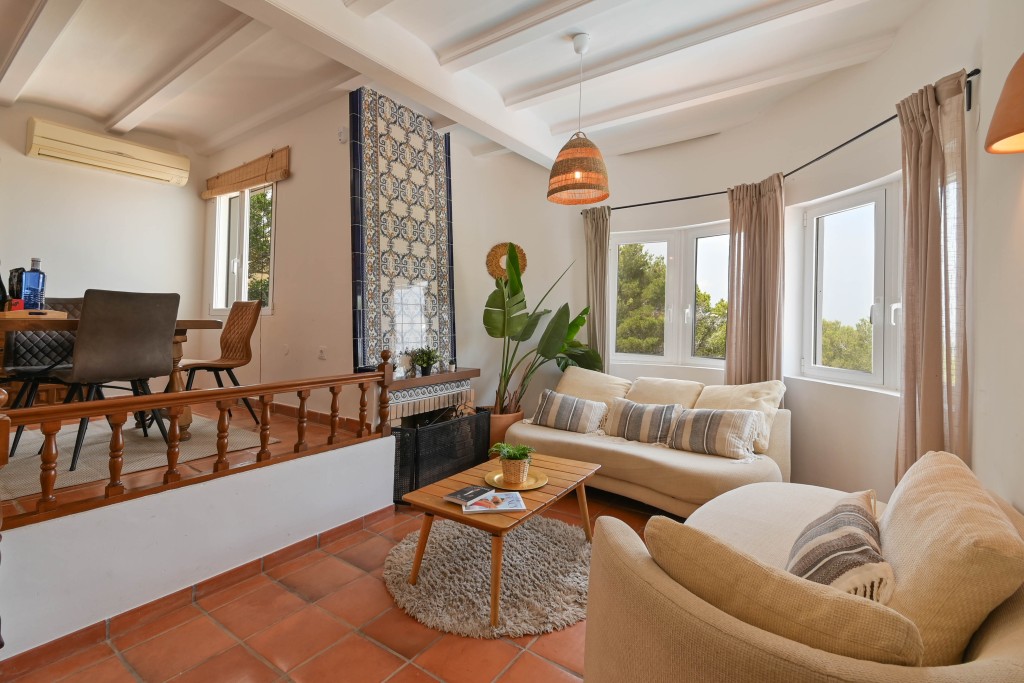 xlarge_CBNAAP2154_59803_V0_017B