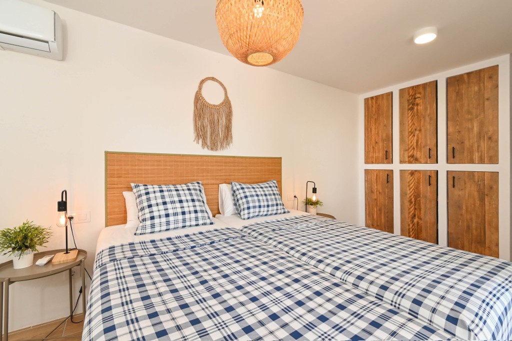 xlarge_CBNAAP2154_59812_V0_A5D5