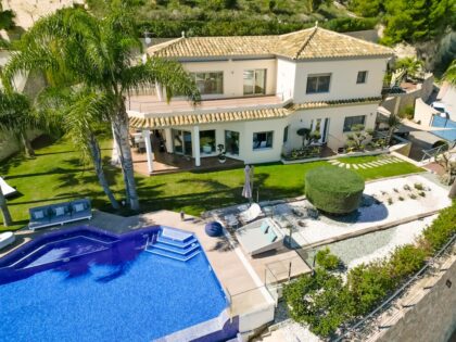 Villa de lujo en Benissa Costa: Un paraíso costero en Raco de Galeno