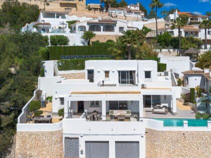 Exclusiva villa con vistas al mar en Moraira - Vida costera de lujo en una de las zonas más prestigiosas de la Costa Blanca