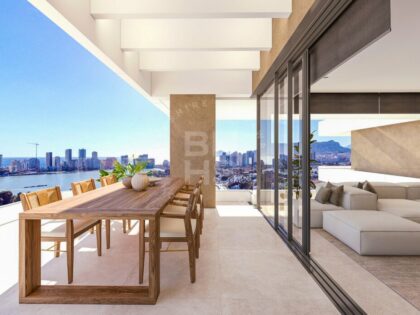 Apartamento en Venta en Calpe con Impresionantes Vistas Panoramicas