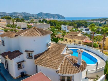 Elegante Villa con vistas al mar en Moraira - El Bosque (Pinar del Advocat)