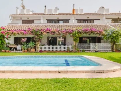 Adosado cerca de Platja dels Molins