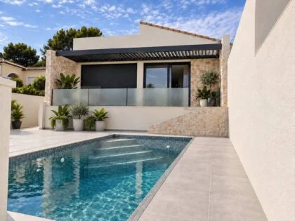 Modernas villas privadas en La Nucía - Vida contemporánea entre mar y montaña