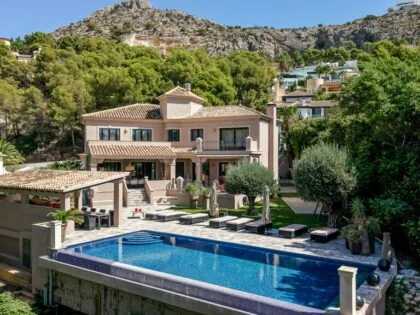 Villa de lujo con vistas al mar en Altea Hills: elegancia atemporal en la urbanización más prestigiosa de la Costa Blanca