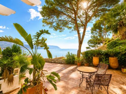 Tríplex en primera línea de mar en Villa Gadea