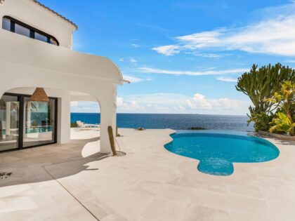 Villa mediterránea de lujo en Les Basetes